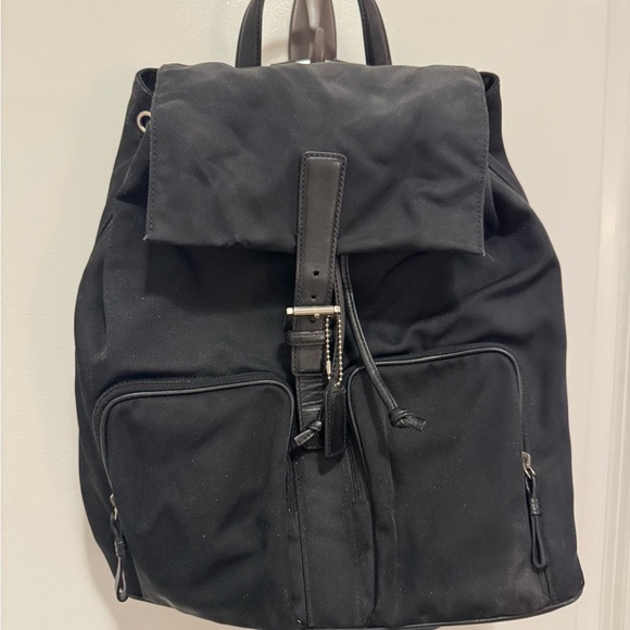 Stylish Black Backpack - Picture 1 of 2